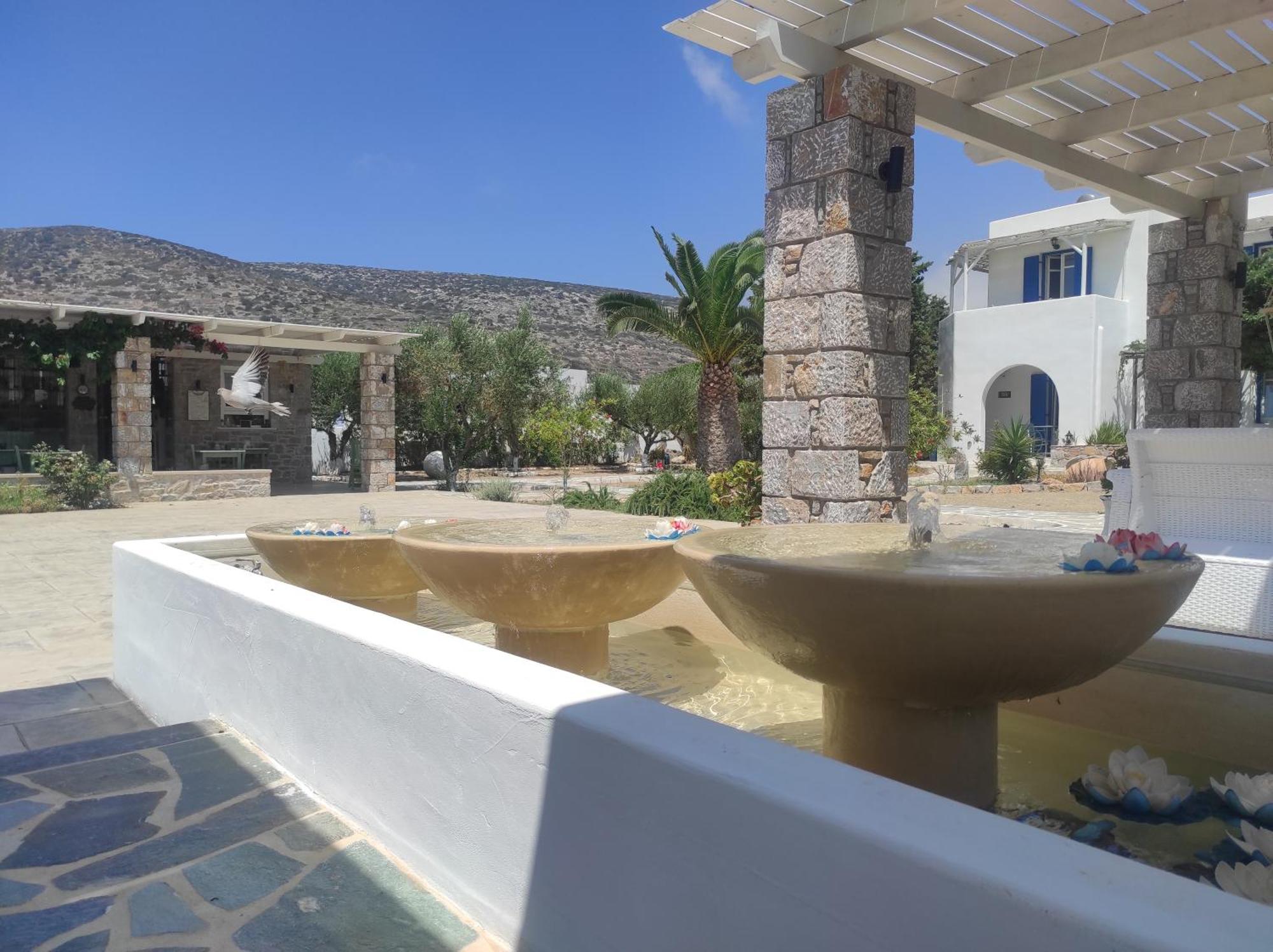 Villa Le Grand Bleu คาตาโพลา ภายนอก รูปภาพ